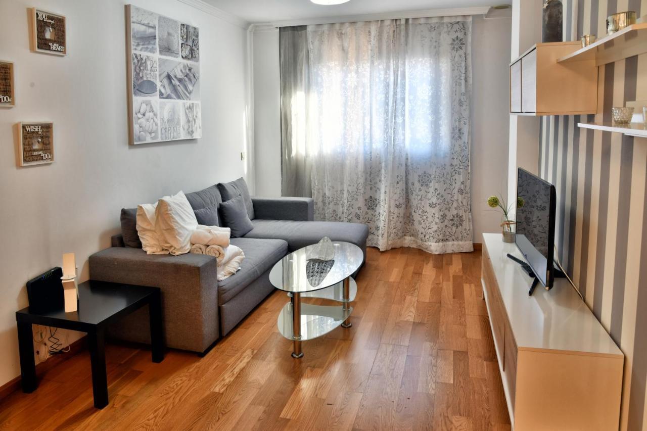 Wonderstays Apartamentos La Estacion Málaga Esterno foto