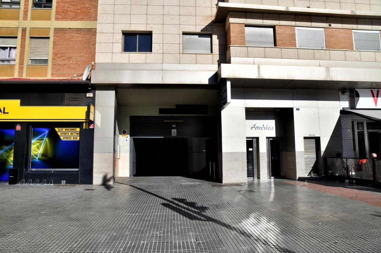 Wonderstays Apartamentos La Estacion Málaga Esterno foto