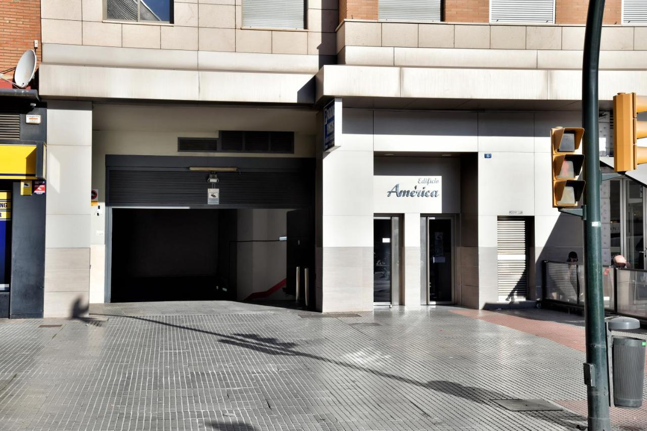 Wonderstays Apartamentos La Estacion Málaga Esterno foto