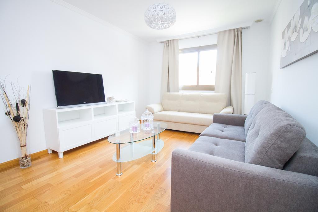 Wonderstays Apartamentos La Estacion Málaga Esterno foto