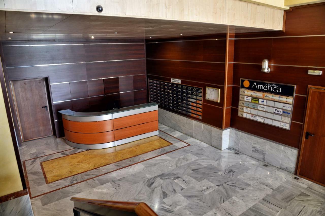 Wonderstays Apartamentos La Estacion Málaga Esterno foto