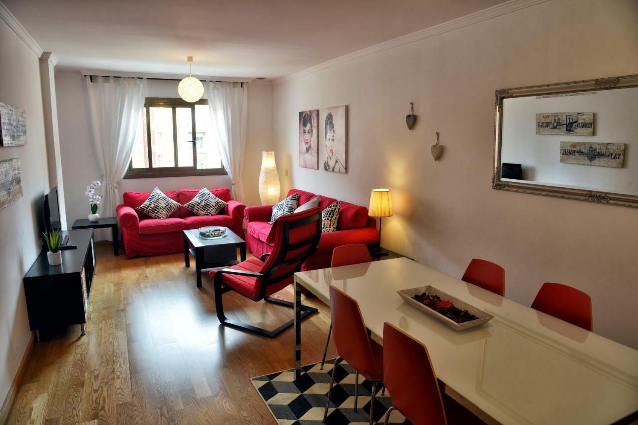 Wonderstays Apartamentos La Estacion Málaga Esterno foto